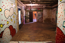 Enlarge photo 137