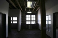 Enlarge photo 51