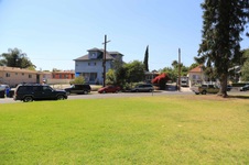 Enlarge photo 12