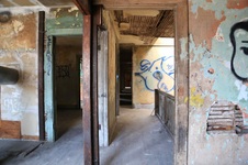 Enlarge photo 33