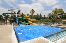 Buccaneer Cove, La Mirada