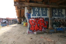 Enlarge photo 13