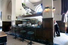 Enlarge photo 19
