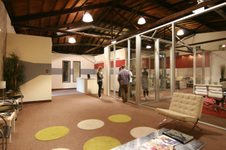 Enlarge photo 16