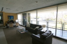Enlarge photo 63