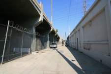 E Aliso St.