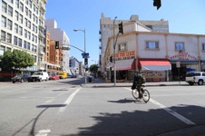 Enlarge photo 12