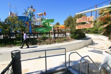 Enlarge photo 34