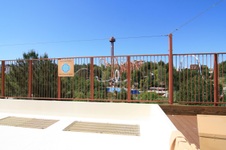 Enlarge photo 196