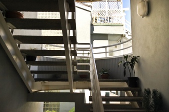 Enlarge photo 12