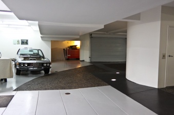 Enlarge photo 78