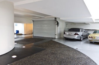 Enlarge photo 81