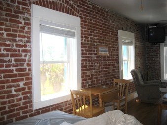 Enlarge photo 49