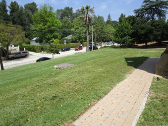 Enlarge photo 12