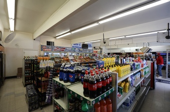 Enlarge photo 19