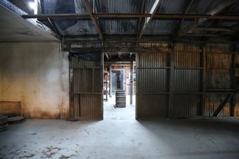Enlarge photo 156