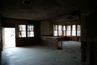 Enlarge photo 220