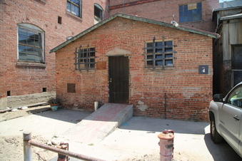 Enlarge photo 11