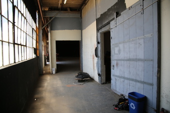 Enlarge photo 24