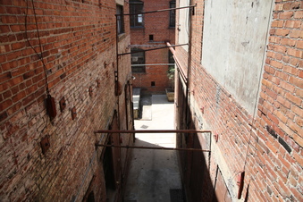 Enlarge photo 45