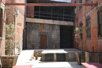 Enlarge photo 59