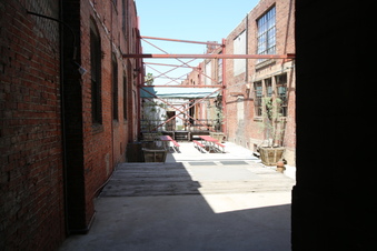 Enlarge photo 69