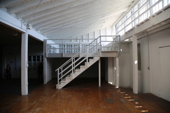 Enlarge photo 34