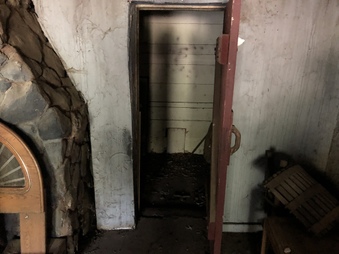 Enlarge photo 51