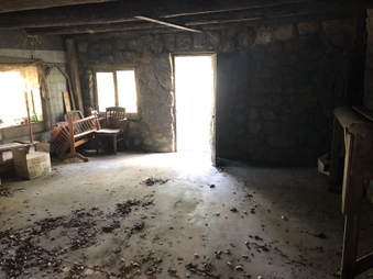 Enlarge photo 52