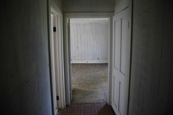 Enlarge photo 182