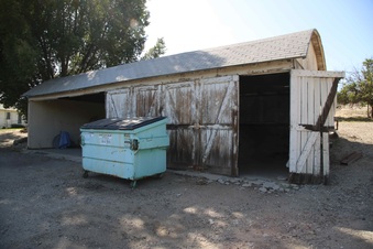 Jeff's House, Piru