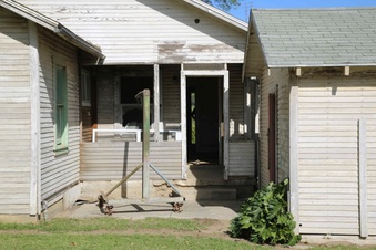 Enlarge photo 118