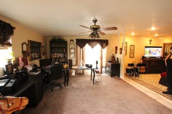 Enlarge photo 23