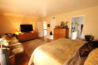 Enlarge photo 28
