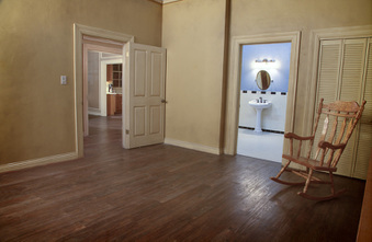 Enlarge photo 87