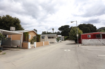 Enlarge photo 125