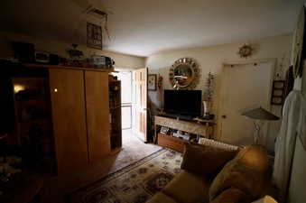 Enlarge photo 12