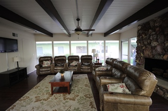 Enlarge photo 52