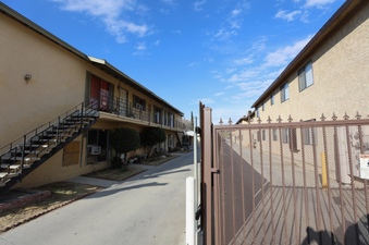 Enlarge photo 12
