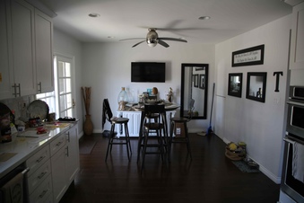 Enlarge photo 12