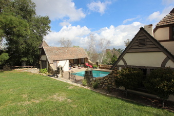 Enlarge photo 11