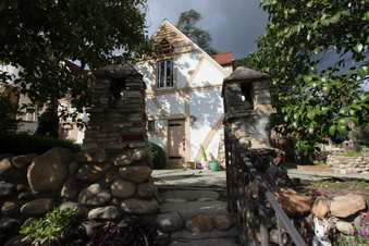 Enlarge photo 61