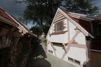 Enlarge photo 76