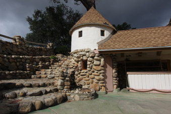 Enlarge photo 89