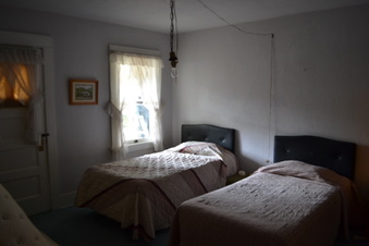 Enlarge photo 47