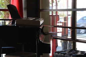 Enlarge photo 18
