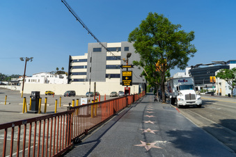 Enlarge photo 52