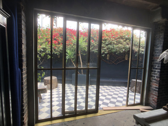 Enlarge photo 38