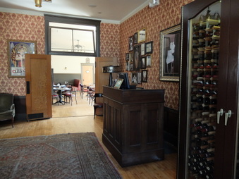 Enlarge photo 46