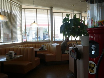 Enlarge photo 13